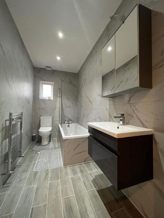 דירות Star London Station Road 3-Bed Haven מראה חיצוני תמונה
